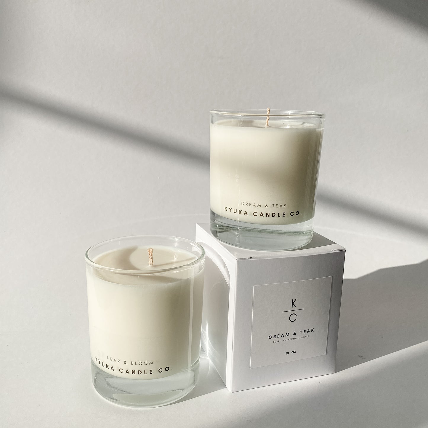 Silk & Blossom Scented Candle